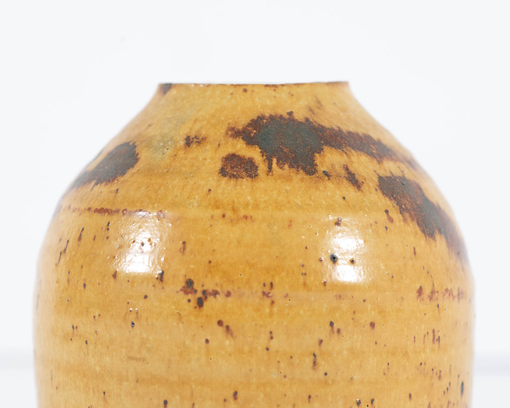Richard Peeler Signed Studio Pottery Tan and Brown Vase