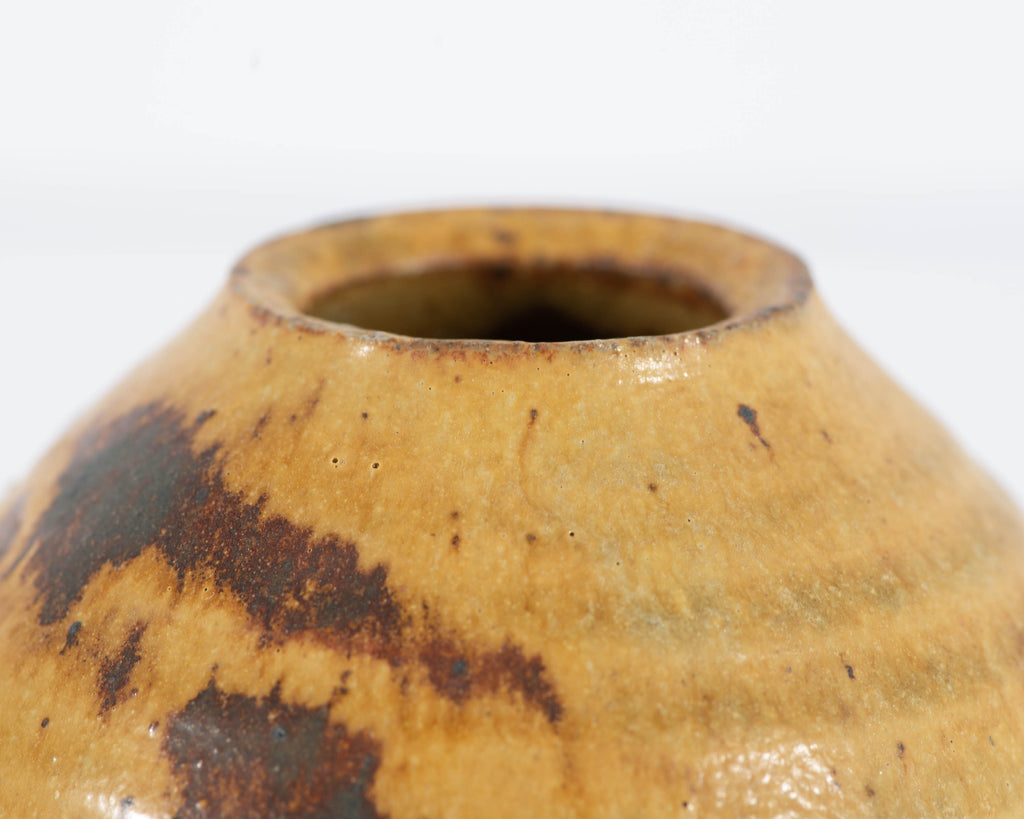 Richard Peeler Signed Studio Pottery Tan and Brown Vase
