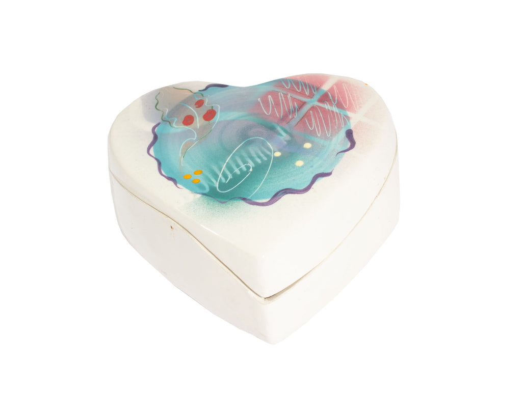 Madeline Kaczmarczyk Jerry Berta Signed Postmodern Ceramic Heart Box