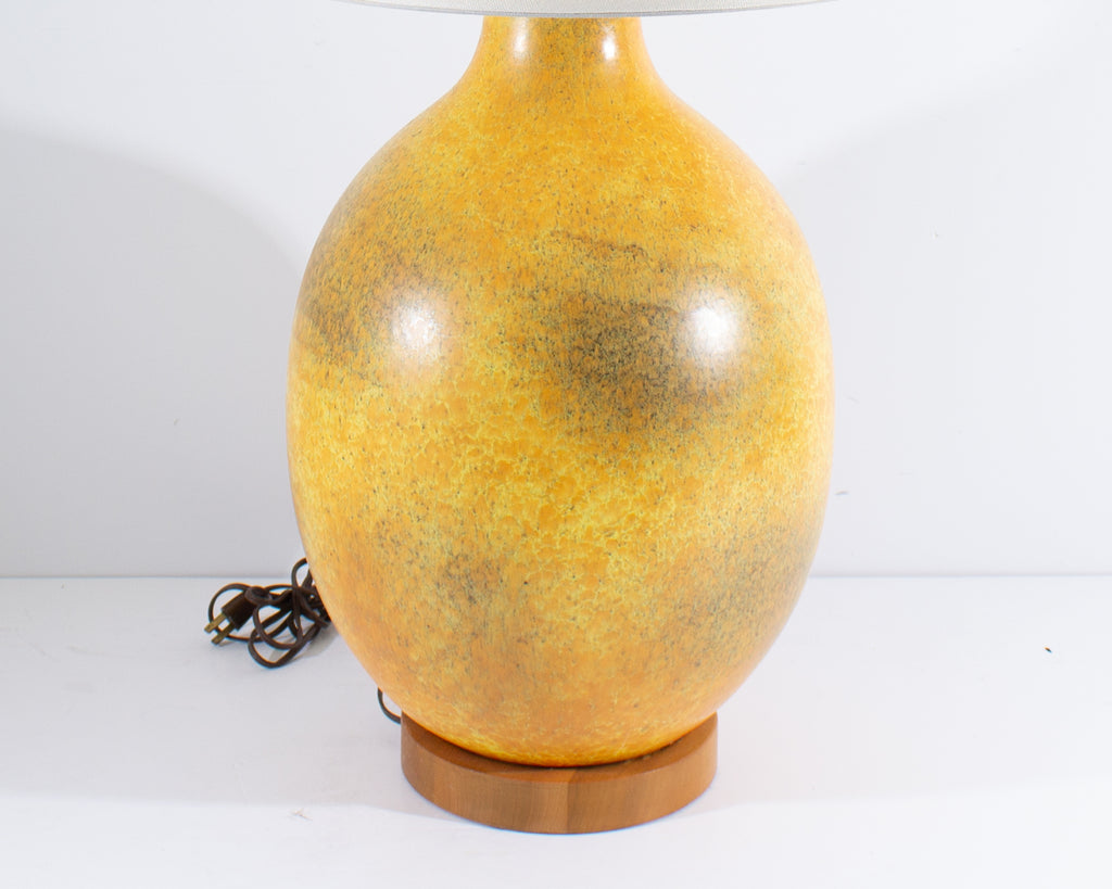 Royal Haeger 1970s Yellow Ceramic Table Lamp