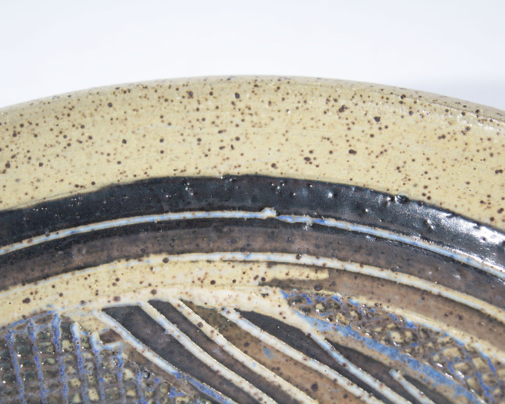 Charles Counts Beaver Ridge Studio Pottery Plate with Bird