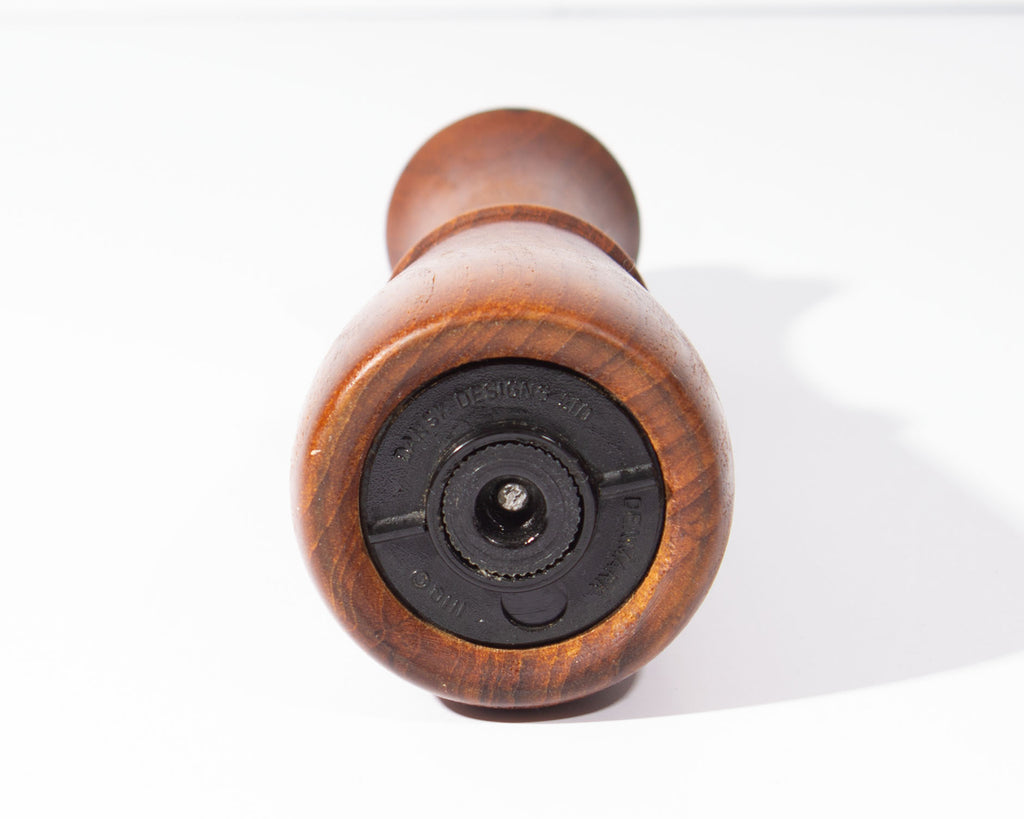 Jens Quistgaard Dansk Designs Teak Model 879 Pepper Mill
