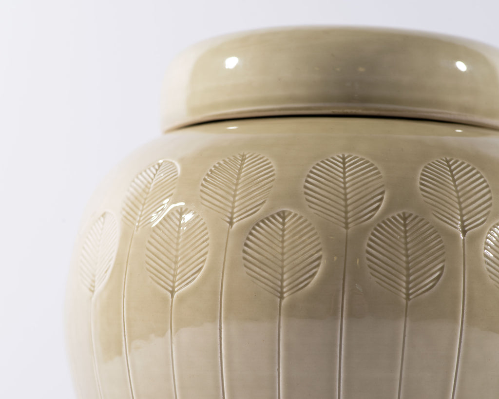 Bitossi for Raymor Italian Impressed Leaf Beige Lidded Jar
