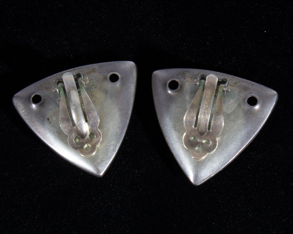 Jan Yager Signed 1988 Sterling Silver Triangle Pillow Clip-On Earrings